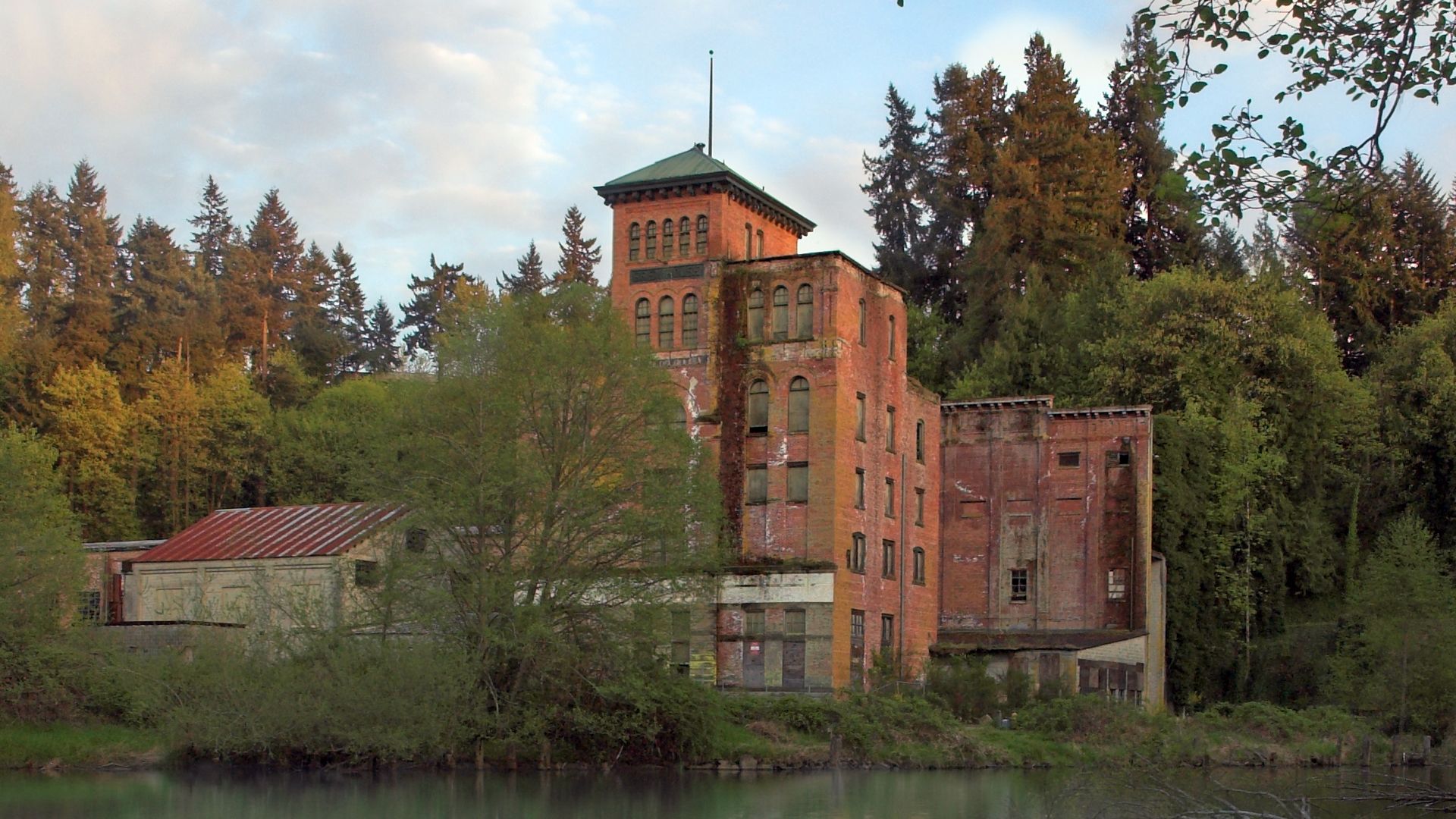 Tumwater Brewery Tower - Swenson Say Fagét